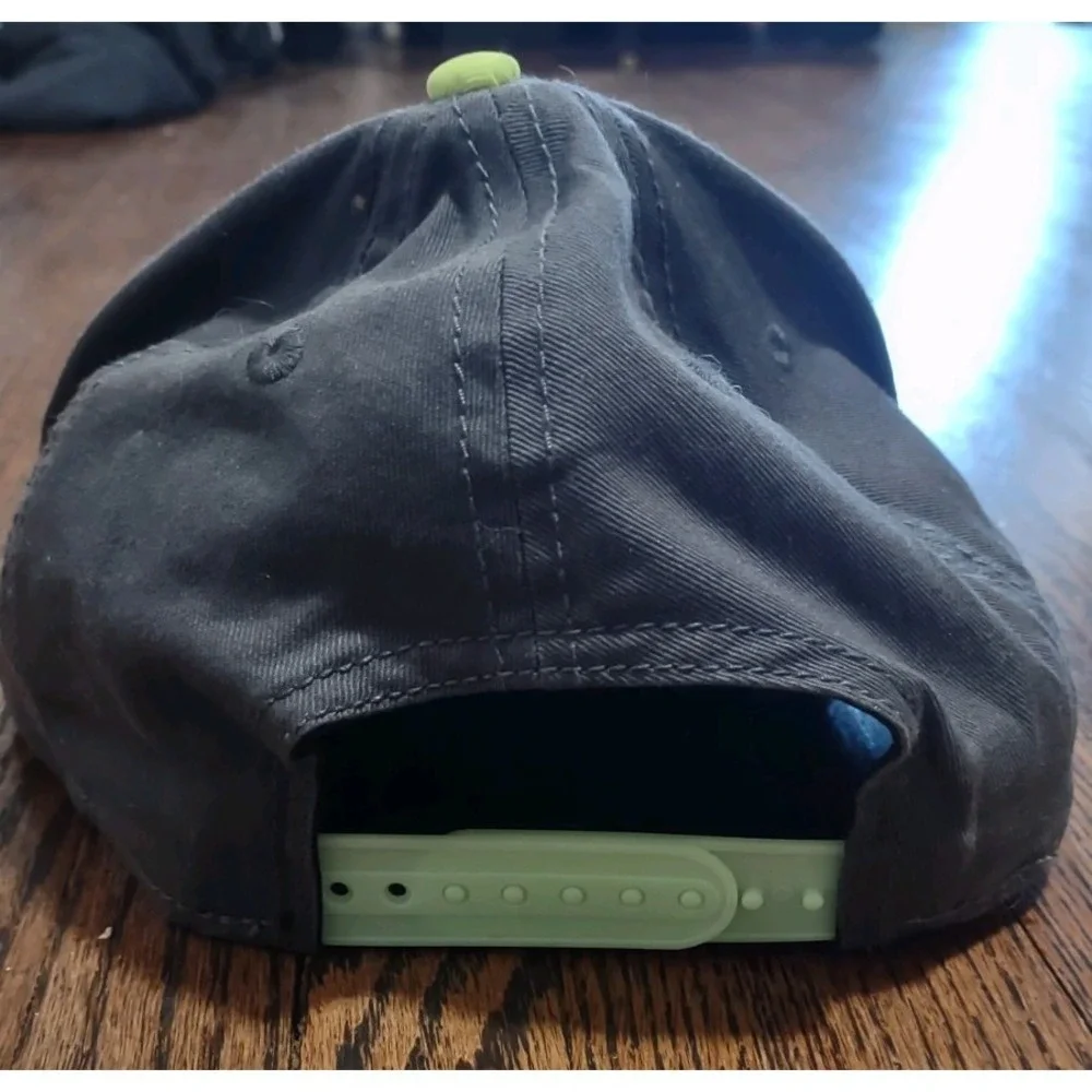 DC Comics Batman Hat Youth Boys Charcoal Grey Neon Lime Green Snapback Cap